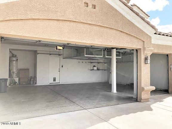 3rd image of 1093 W Wildhorse Dr