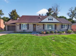 2007 Colonial Pkwy NE, Massillon, OH 44646