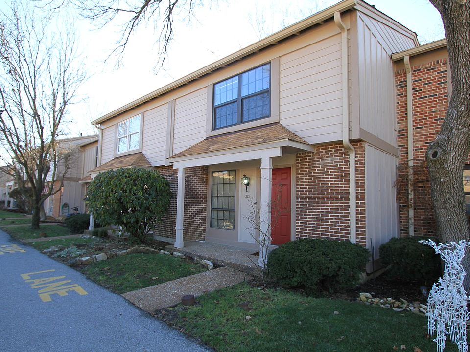 1st image of 213 Carmel Woods Dr