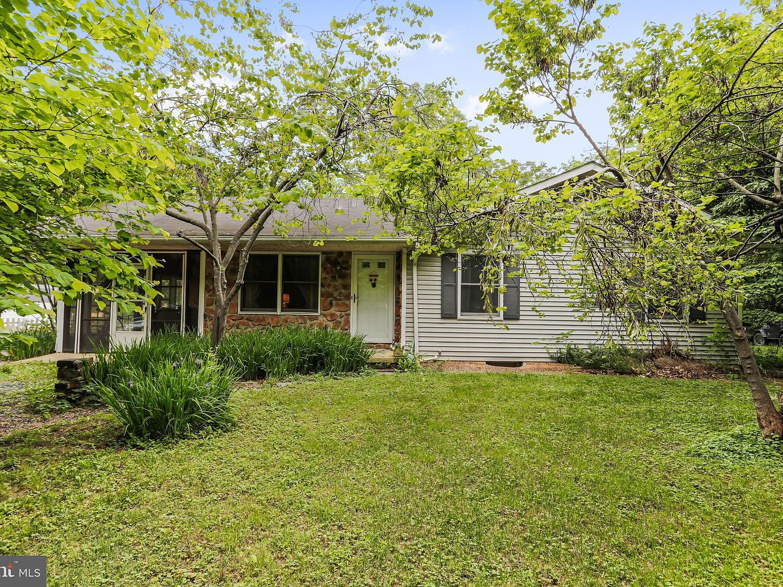 1619 Lakeview Dr, Woodstock, VA 22664 Zillow