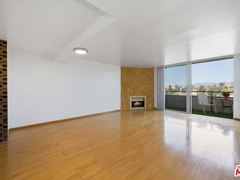 10535 Wilshire Blvd #1210 — Photo 2