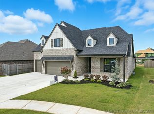 13656 S 21st St E, Bixby, OK 74008