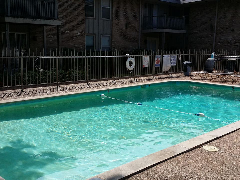 1st image of 3901 Whitland Ave APT 18