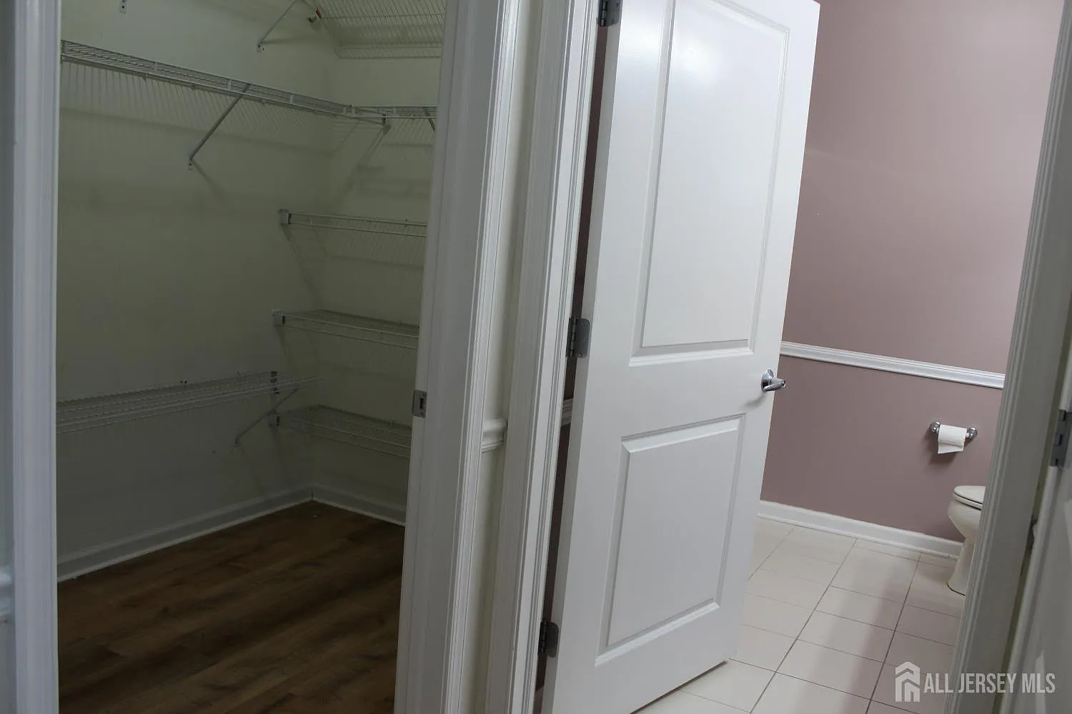 2 bed, 2.0 bath, 1166 sqft, $2,550 — Photo 4