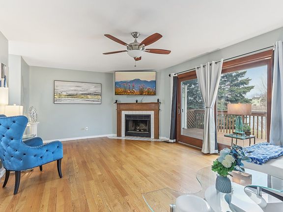 3rd image of 1496 Foxcroft Dr