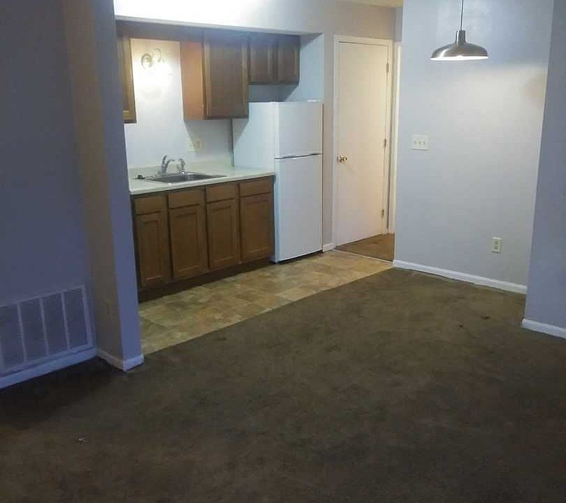 1st image of 575 Irving Wick Dr E APT G