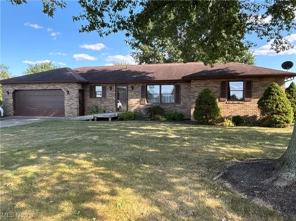 12239 Sherman Church Rd NE, Bolivar, OH 44612