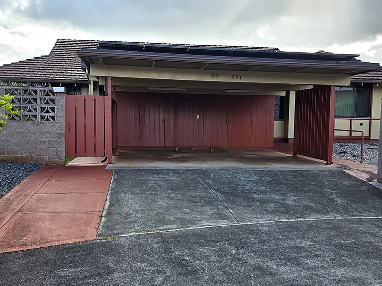 95-431 Kaawela Pl — Photo 1