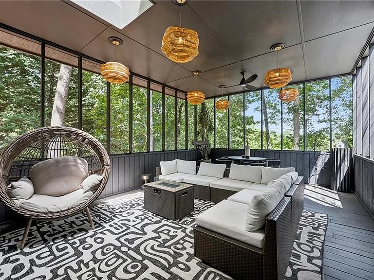 13 Heards Overlook Ct — Photo 49