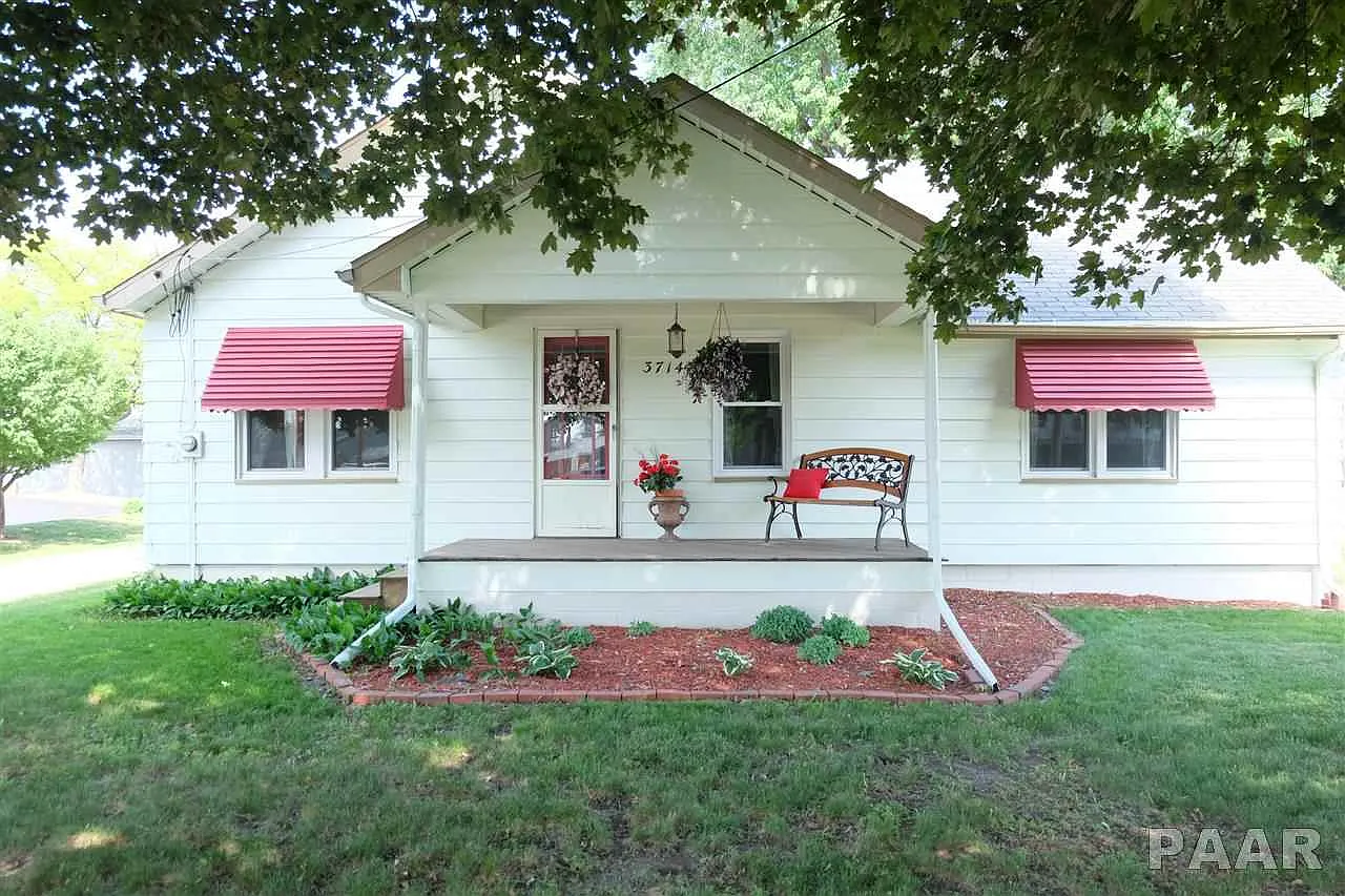3714 Granville Ave photo 1