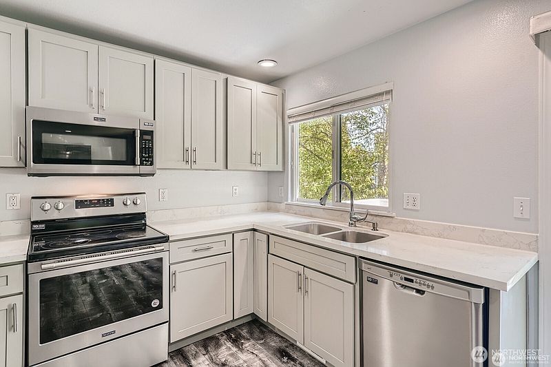 5th image of 11716 SE 264th Place