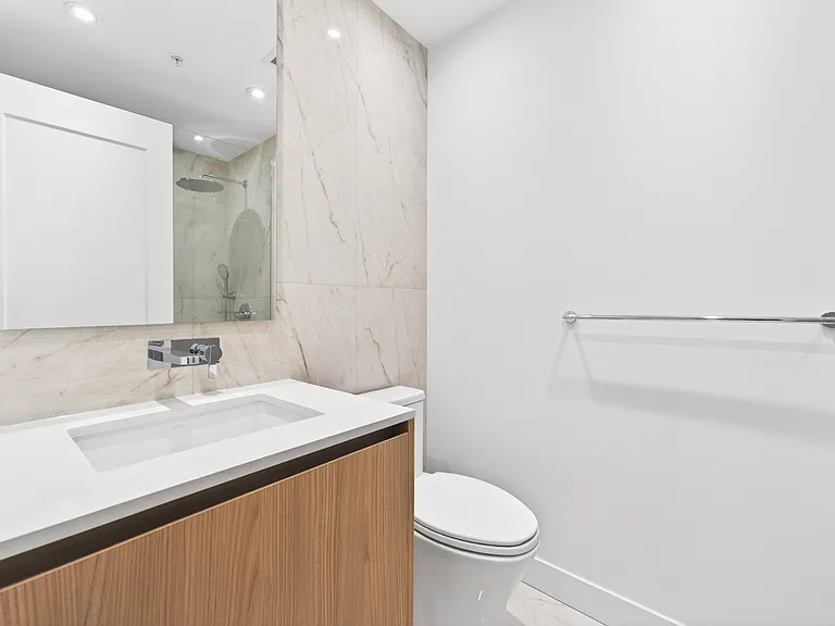 135 E 13th St #1301 — Photo 14
