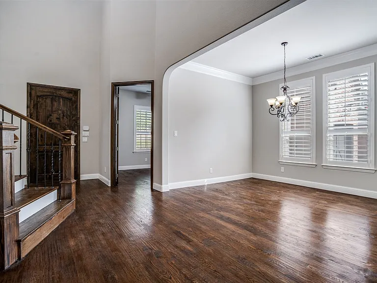 1071 Jennala Dr — Photo 7