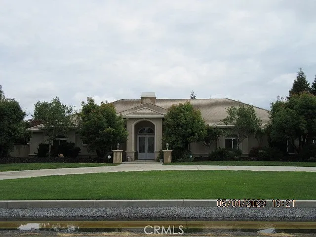 1110 Lady Di Ct photo 1