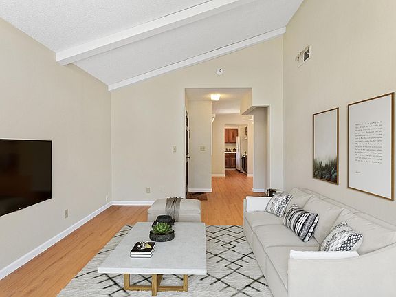 5th image of 4449 Meadowville Ct