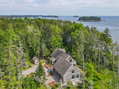 133 Scraggle Point Road, Spruce Head, ME, 04859