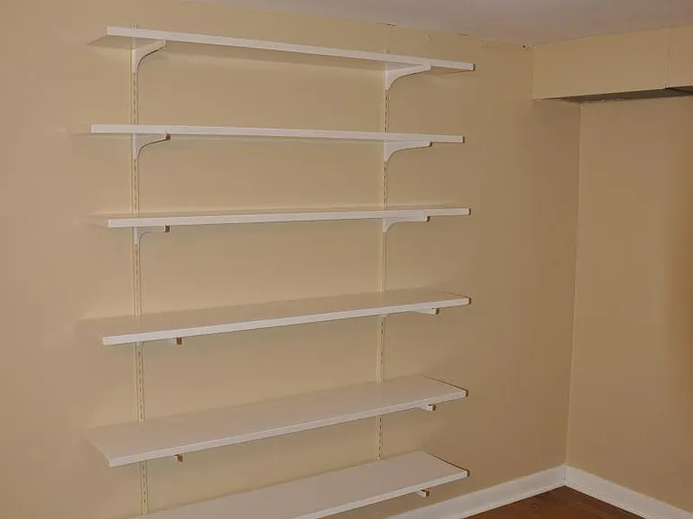 Walk in storage/Office space