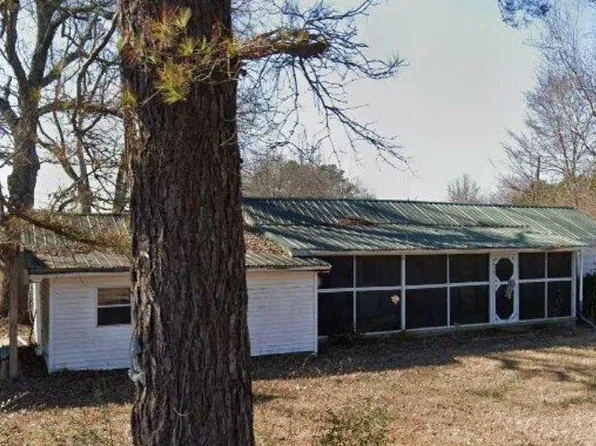 4875 Clifford Rd, Luray, TN 38352