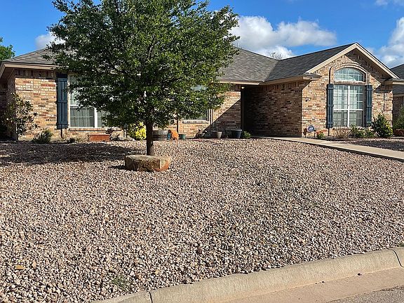 2nd image of 4958 Scarlett Oak Dr