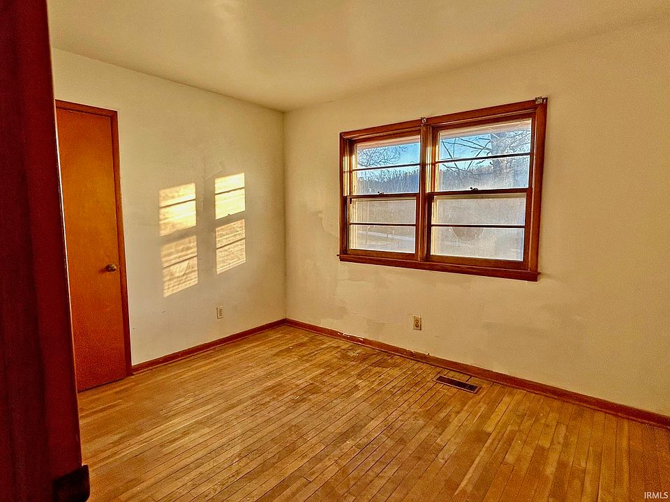2nd image of 9380 W State Road 48