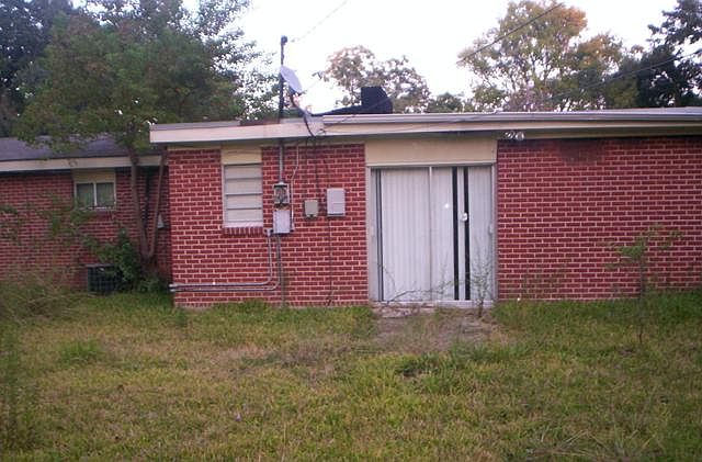 2nd image of 6453 Blue Grass Dr