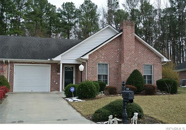 1st image of 417 Cobblestone Dr