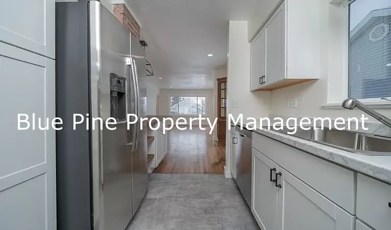 375 W 18th St — Photo 5