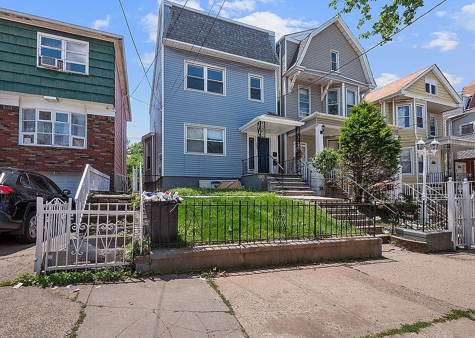 2nd image of 165 Virginia Ave
