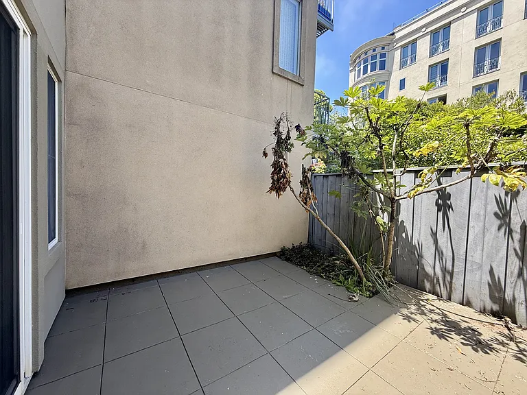 3316 California St #2 — Photo 30