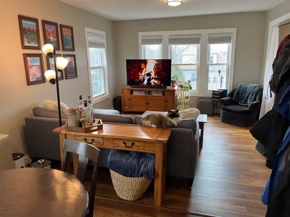 49 Westminster Ave APT 3, Portland, ME 04103