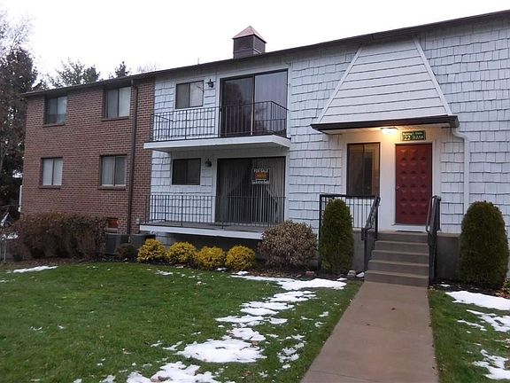 2nd image of 22-2 Great Wood Ct