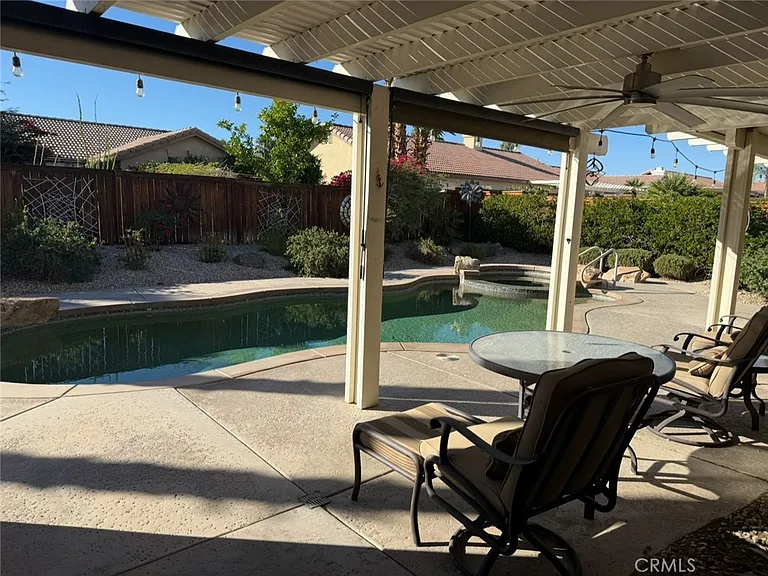 37677 Emerson Dr — Photo 27
