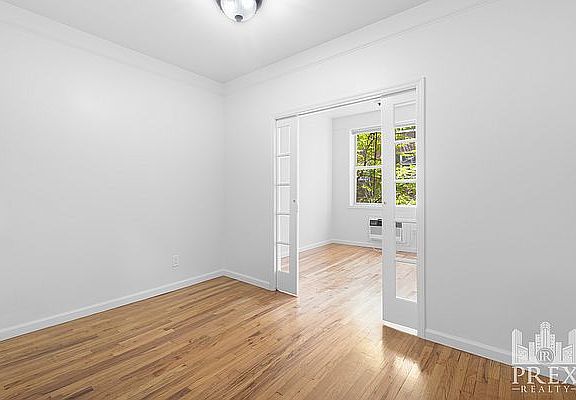 5th image of 306 E 71st St APT 3D