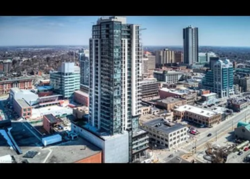 60 Charles St W Photo 1