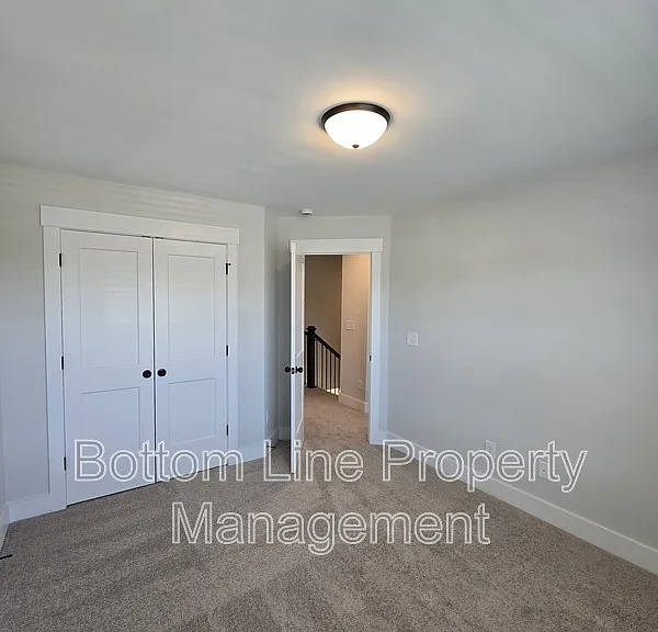 111 Viburnum Rd — Photo 33