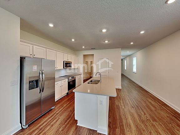 5th image of 186 Onate Cir