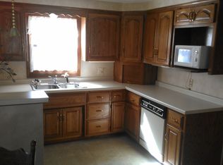 1210 Colonial Ave, Green Bay, WI 54304