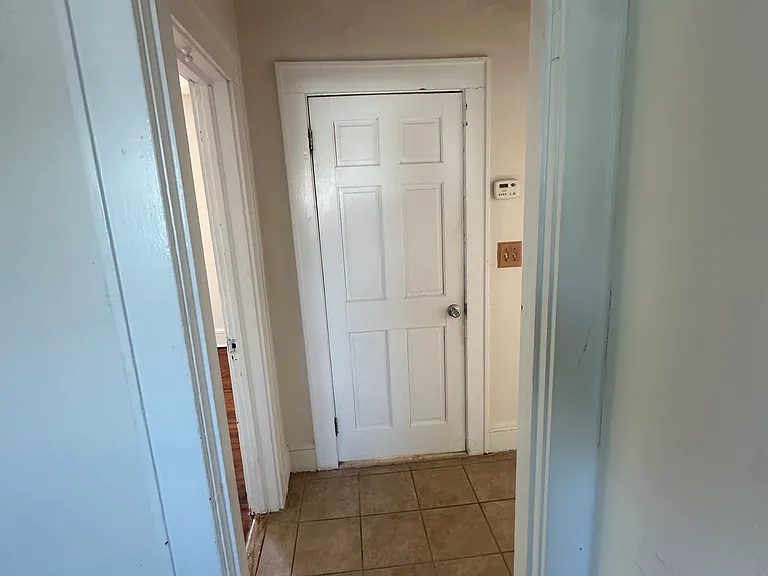 S Ave E — Photo 5