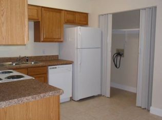 7200 SW 42nd Pl APT C, Gainesville, FL 32608