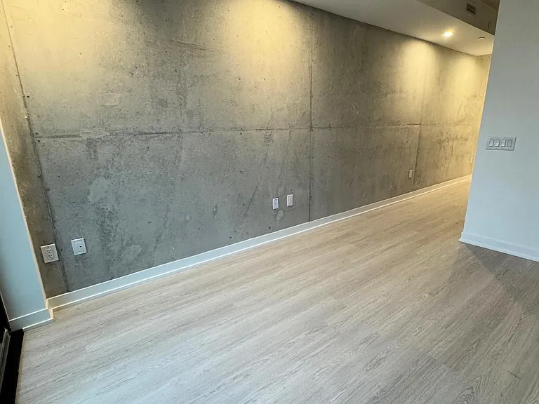 195 McCaul St #1212 — Photo 10