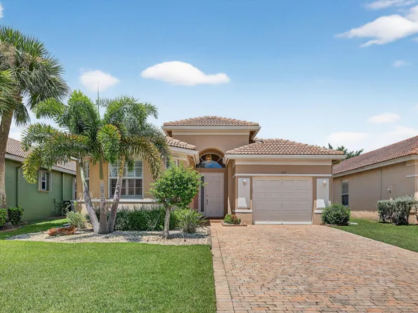 660 NW Stanford Lane, Port St Lucie, FL 34983