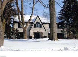 2915 Weybridge Rd, Shaker Heights, OH 44120