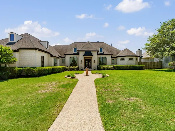 1106 Royal Adelade Dr, College Station, TX 77845