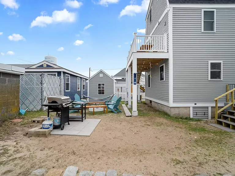 61 Central Ave — Photo 27