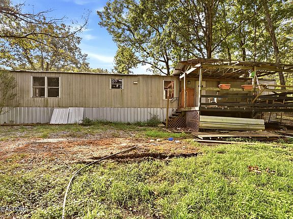 3rd image of 157 Baker Rd