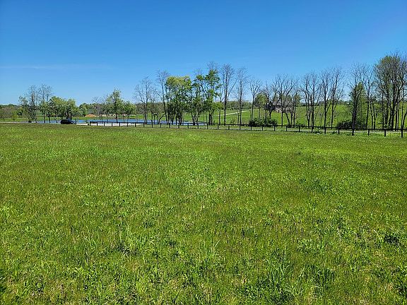 5th image of 108 Pemberley Cove Ln