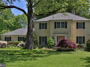 827 Fox Wood Cir, Lafayette Hill, PA 19444