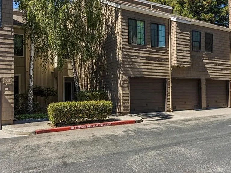 330 S Overlook Dr — Photo 34