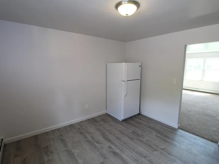 11125 Youngstown Pittsburgh Rd #4 — Photo 7