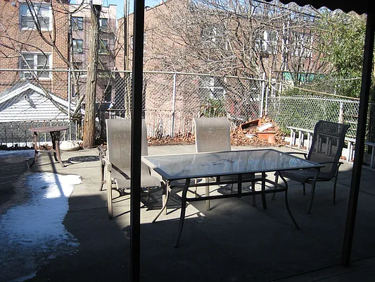 Rented by Brown Harris Stevens | media 20